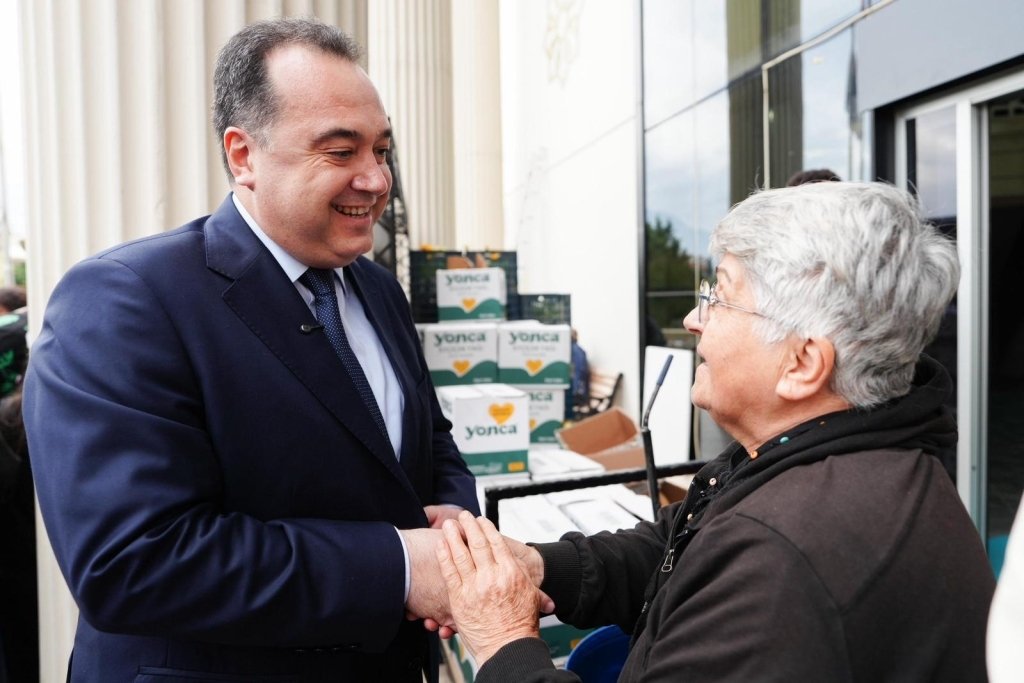 “Atık Yağını Getir, Suyunu Kurtar” Kampanyasına Vatandaşlardan Yoğun İlgi (10)