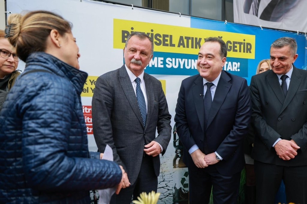 “Atık Yağını Getir, Suyunu Kurtar” Kampanyasına Vatandaşlardan Yoğun İlgi (12)