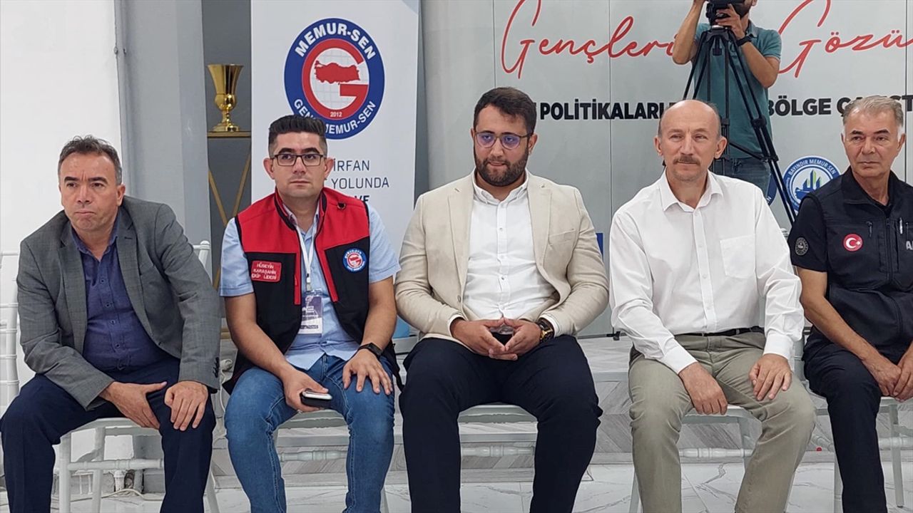 Afyonkarahisar'da "Afete Hazır Türkiye Ege Bölgesi Çalıştayı" yapıldı