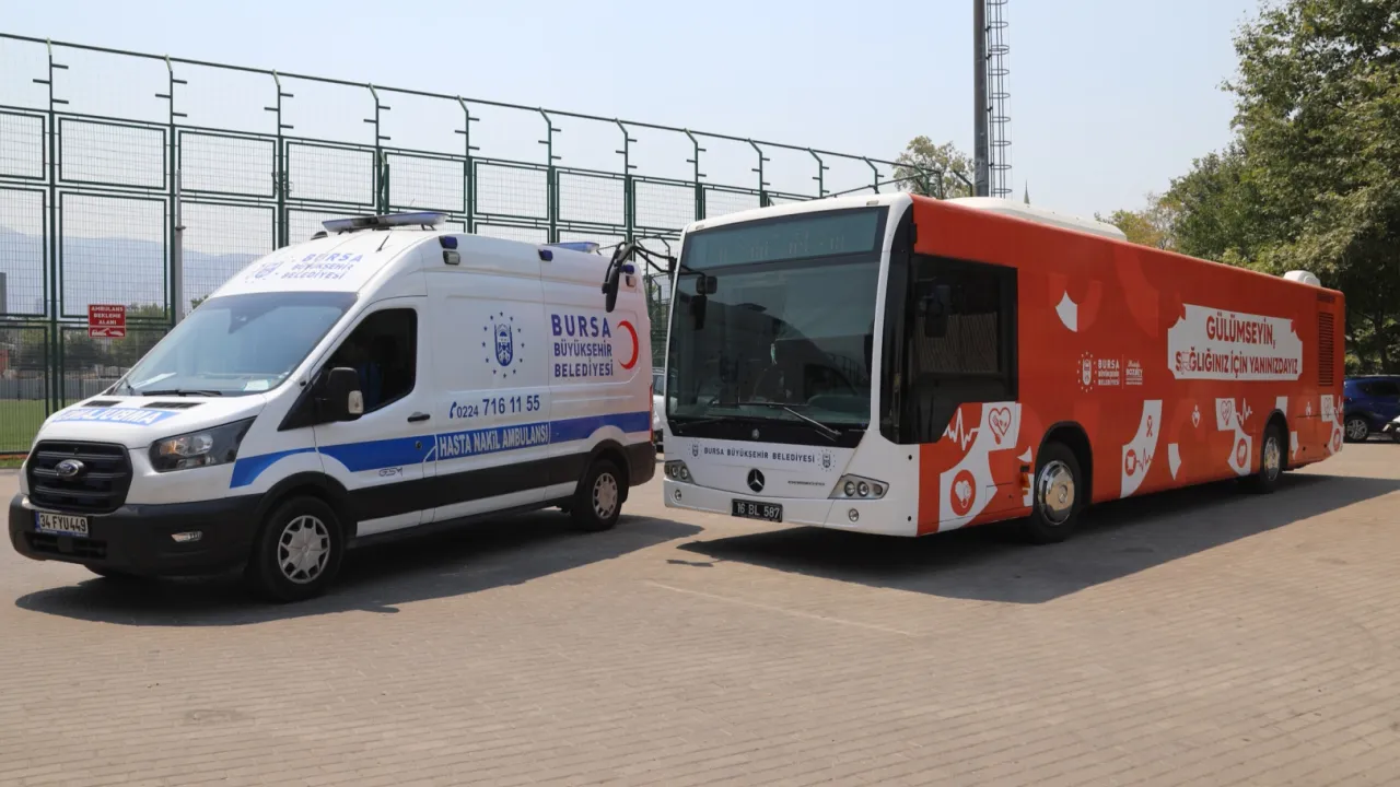 Bursa Büyükşehir'in ‘Sağlık Otobüsü’ devrede