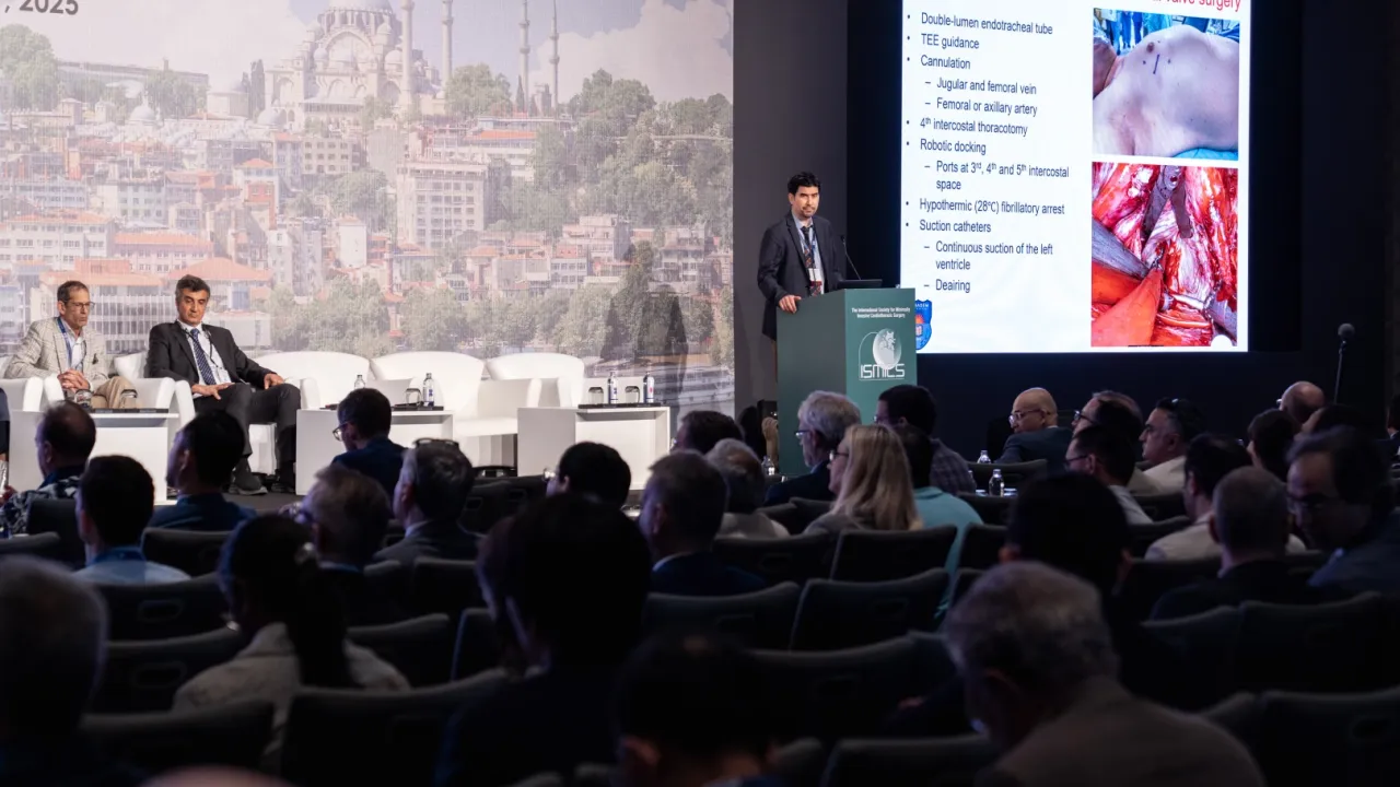 İstanbul’da kalp cerrahisinde dev buluşma