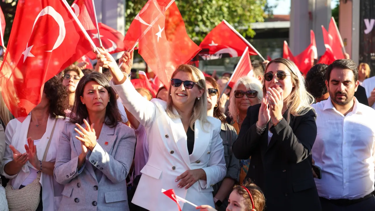 Büyük Zafer'e Bakırköy'de coşkulu kutlama