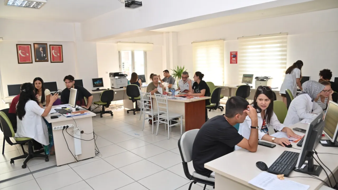 Büyükşehir ücretsiz tercih danışmanlığıyla öğrencilerin yanında