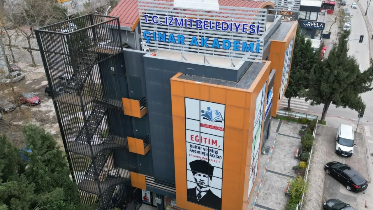 Çınar Akademi, öğrencilere güçlü başlangıç fırsatı sunuyor