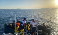 İzmir açıklarında 80 düzensiz göçmen yakalandı