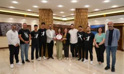 Diyarbakır Büyükşehir şampiyon sporcuları ağırladı