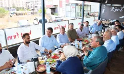 Başkan Büyükgöz Barış Mahallesi esnafıyla kahvaltıda buluştu