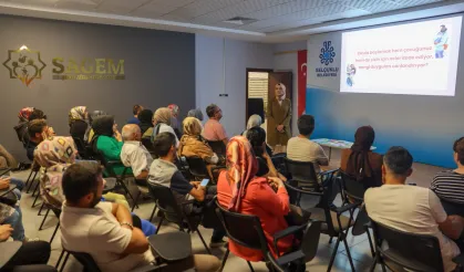 SAGEM'den okula uyumda ailenin rolu dersi