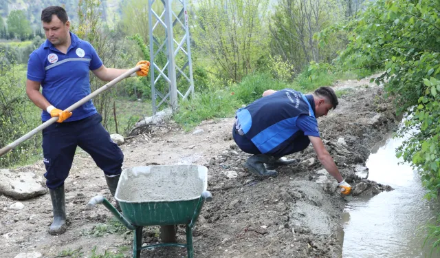 Muğla'da sulama kanalları temizleniyor