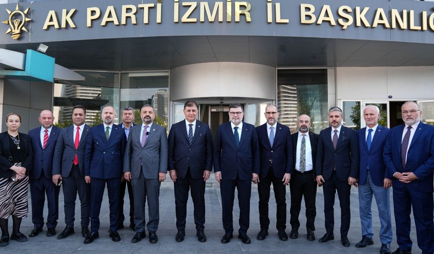 İzmir Büyükşehir Belediye Başkanı Tugay'dan, AK Parti İl Başkanı Saygılı'ya ziyaret