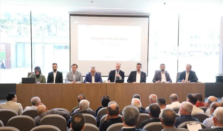 Bursa İnegöl Belediyesi’nde muhtarlarla istişare toplantısı