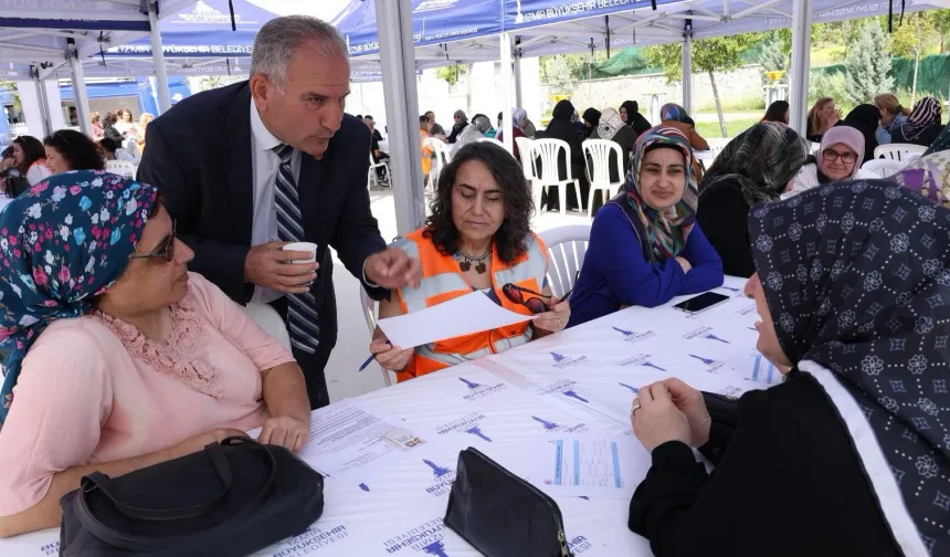 İzmir'de kadınlar arası dayanışma güçleniyor